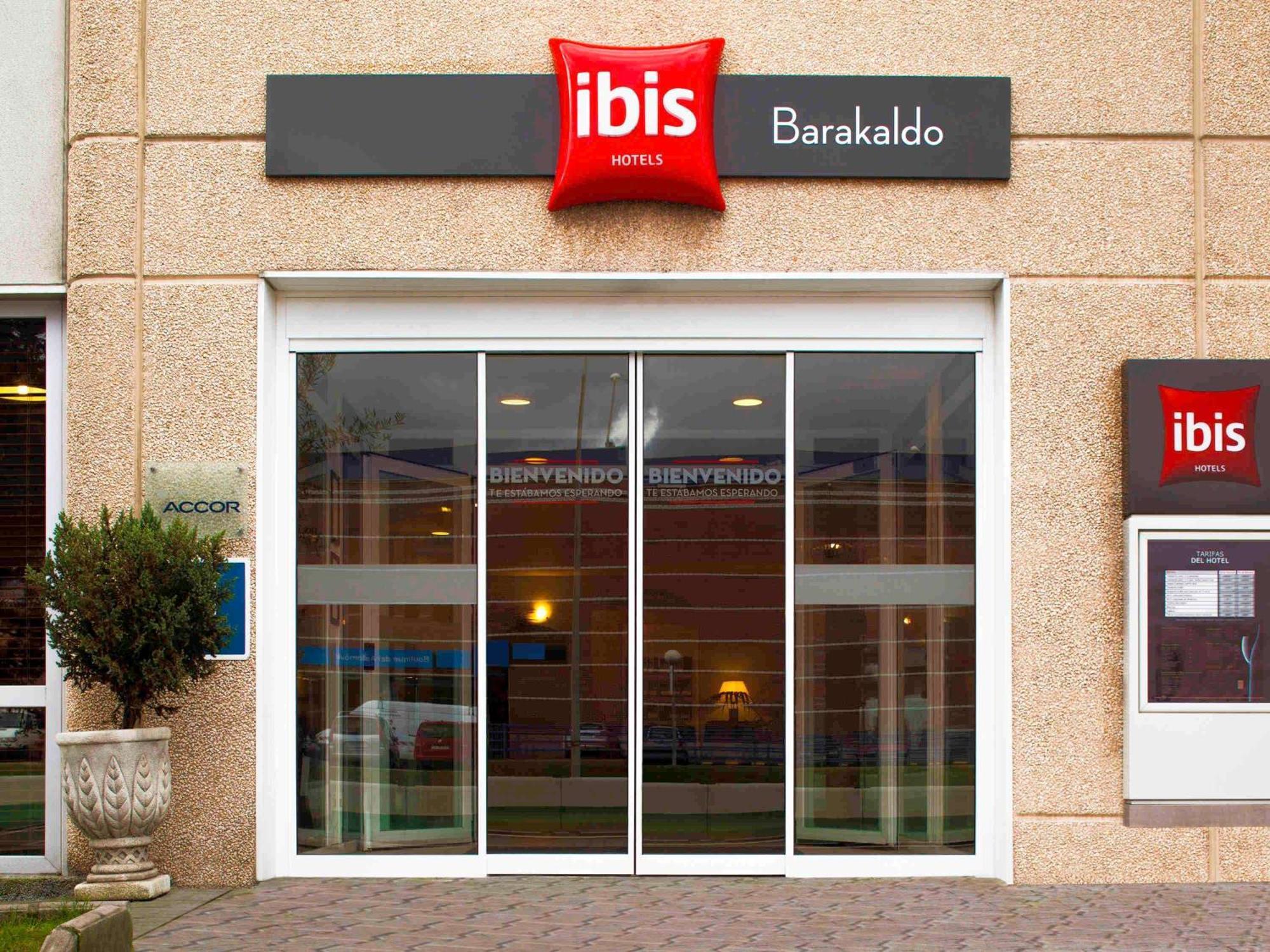 ホテル Ibis Bilbao バラカルド エクステリア 写真