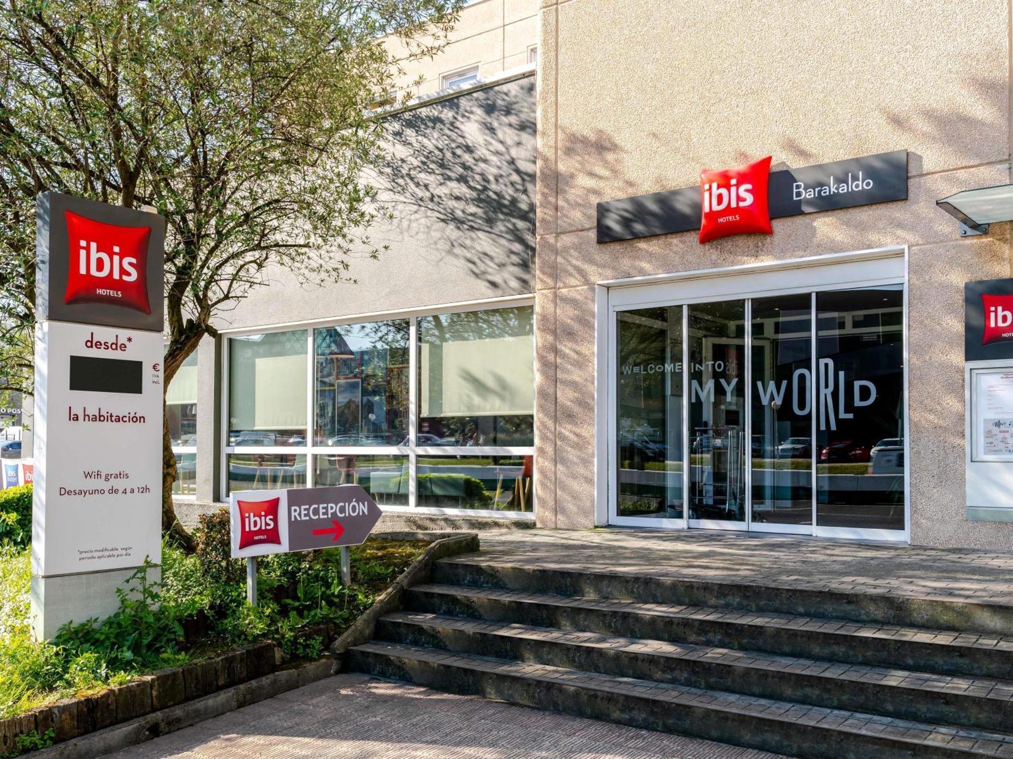 ホテル Ibis Bilbao バラカルド エクステリア 写真